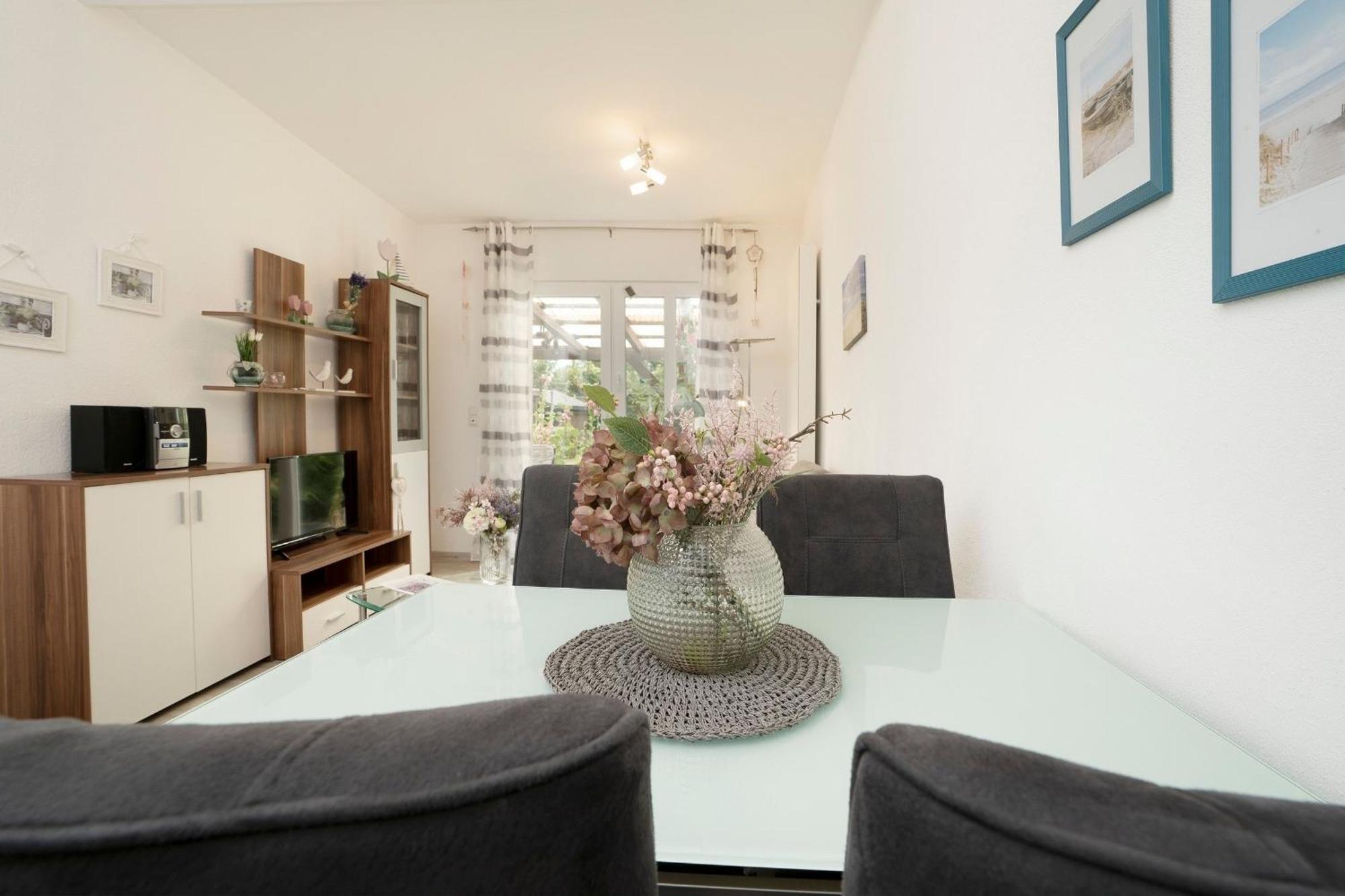 Apartamento Haus Waldfrieden Ferienhaeuschen Waldfrieden Haffkrug Exterior foto